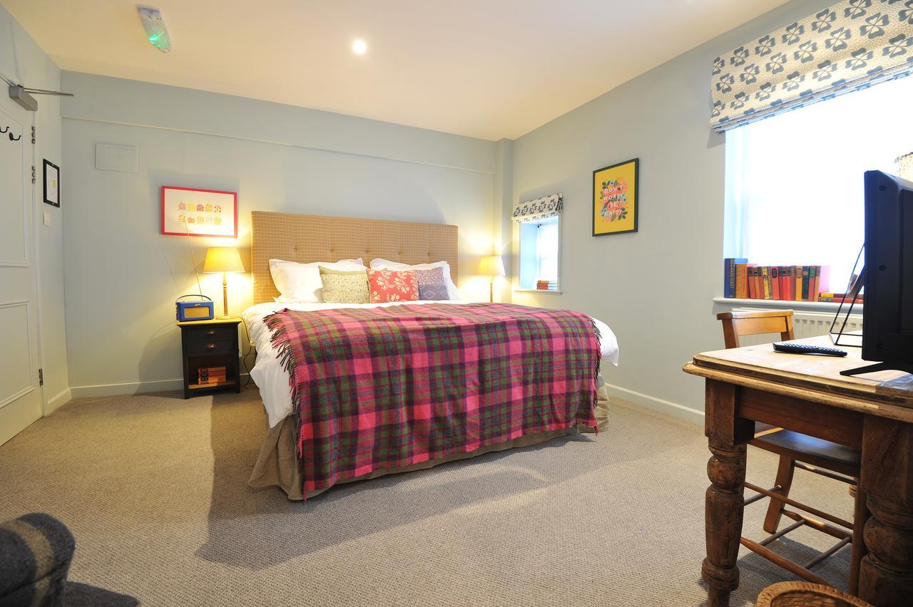 The Narrowboat Hotell Reading Eksteriør bilde
