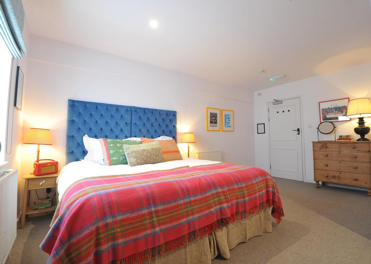 The Narrowboat Hotell Reading Eksteriør bilde